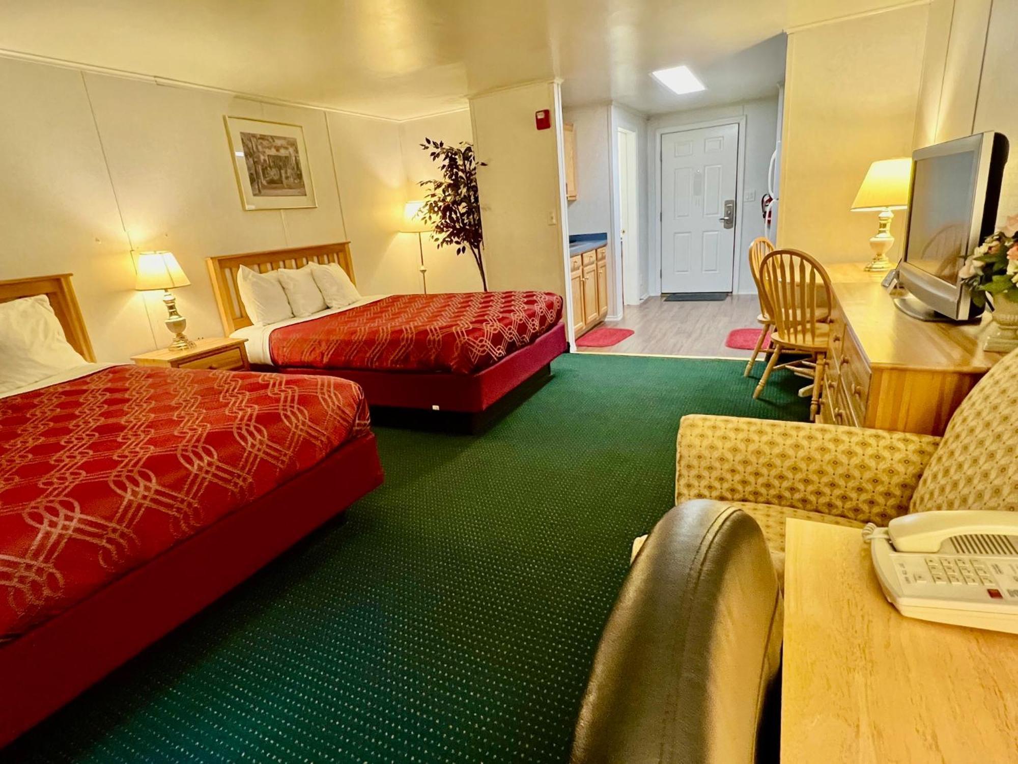 Rodeway Inn & Suites Brunswick Near Hwy 1 Exteriör bild